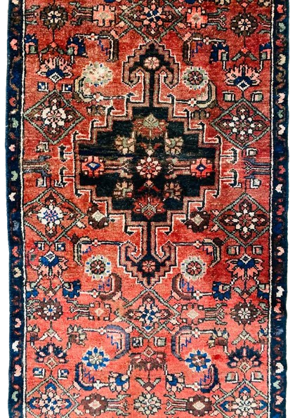 599680615_2251359608706764_4343711333374969729_n-removebg-preview Origin "Hamedan" Hand Knotted Sheep Wool Persian Rug Natural Dyes with Geometric and Tribal Motif Patterns 9'2" X 2'8"