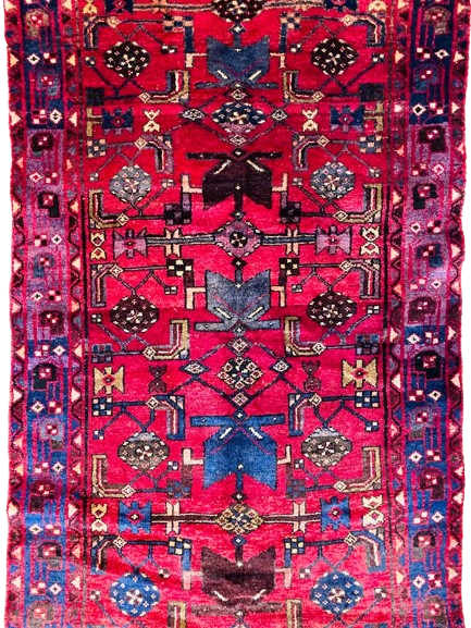 599928604_1182264200700029_3877435563073249190_n-removebg-preview Origin "Hamedan" Hand Knotted Sheep Wool Persian Rug Natural Dyes with Geometric and Floral Patterns 10'10" X 3'5"