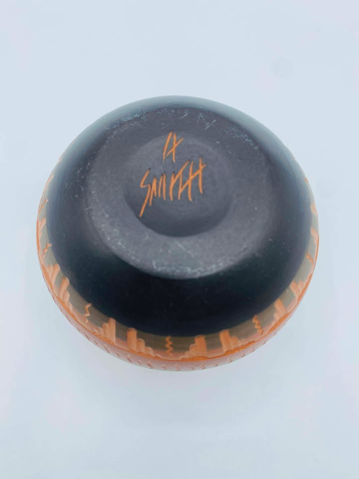Signed "A Smith" Southwestern Native American Pottery Jar