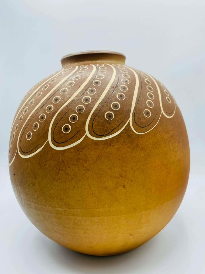 1979 Handmade Terracotta/Clay Signed Studio Pottery Vase/Pot