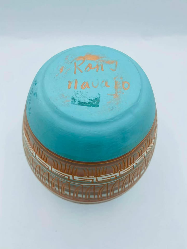 Native American Navajo pottery Vase Signed "Ron J"