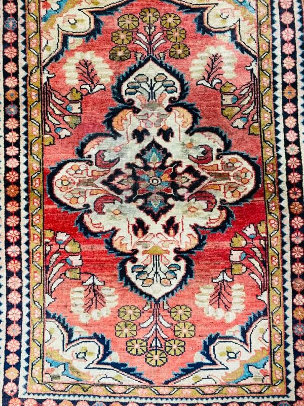 607412875_1201100911512141_3594735328653333297_n Origin "Hamedan" Liliyan Persian Rug Hand Knotted Natural Dyes with Large Central Medallion 4'8" X 3'2"