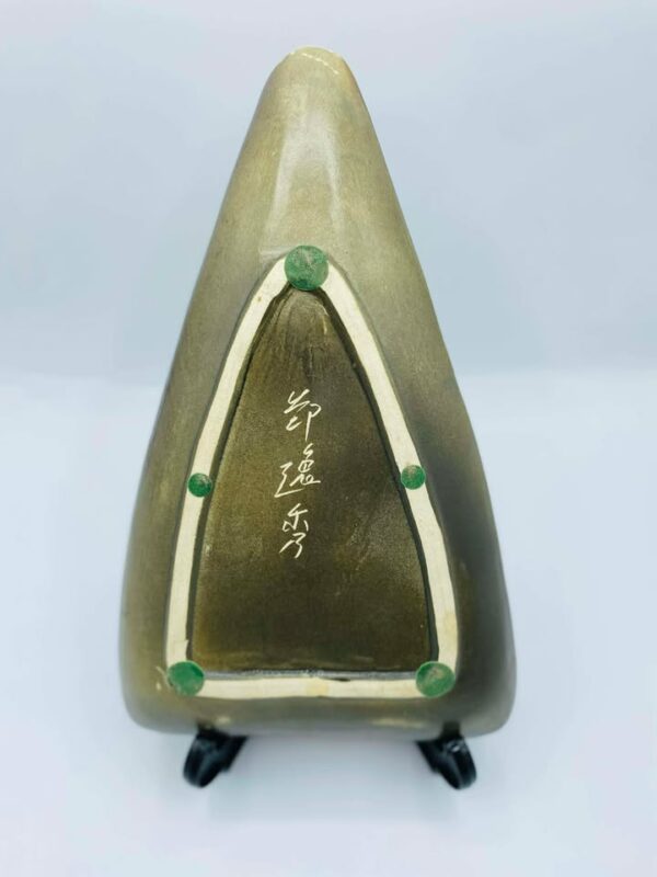607751692_732573933258582_1396952964438101426_n Mid Century Inspired Hand‑Painted Triangular Ceramic Dish Abstract Face Design by Zheng Ruixiu