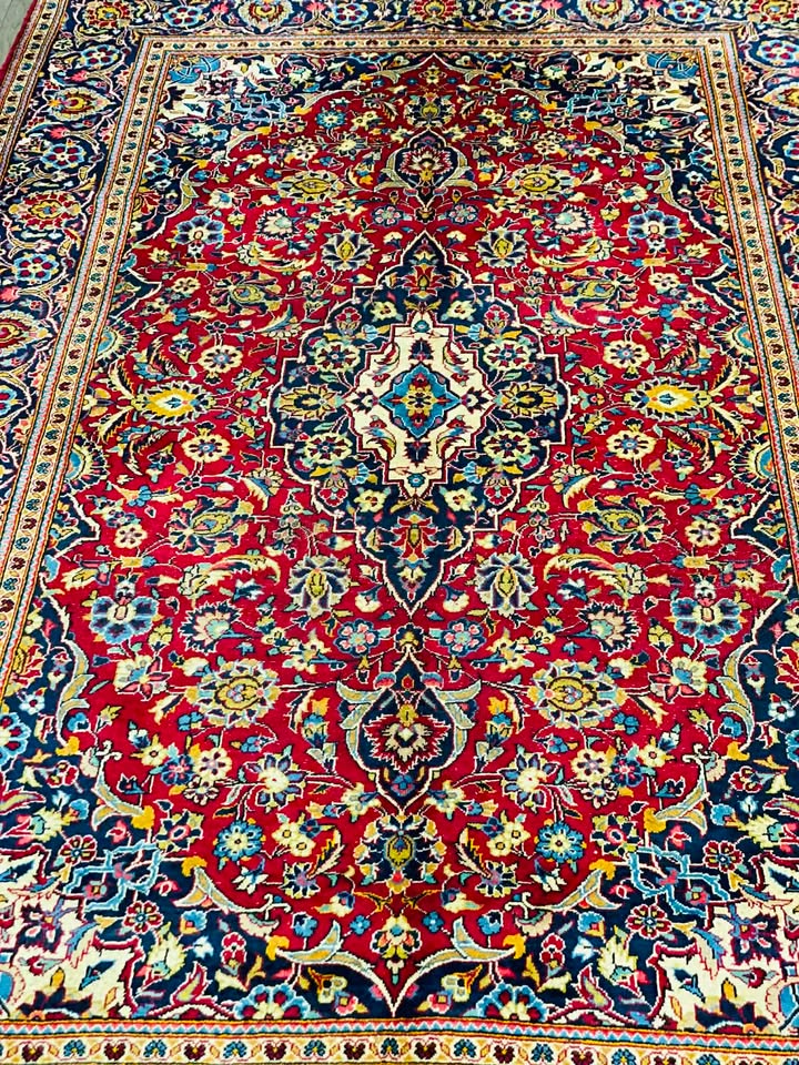 Origin "Kashan" Persian Tribal Rug Hand Knotted Natural Dyes with Geometric Floral Patterns 10'5" X 6'8"