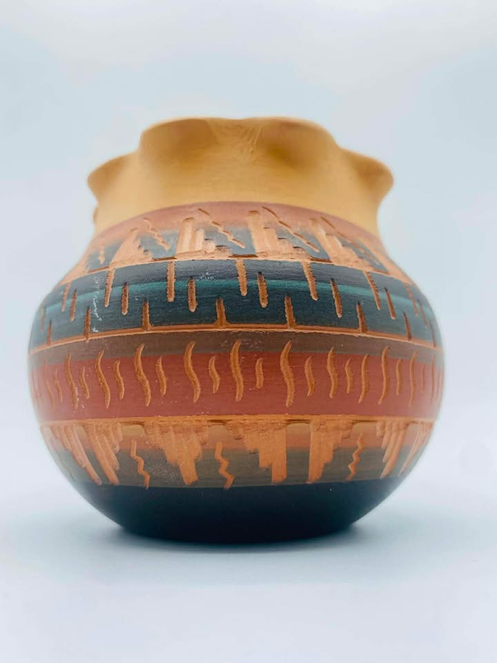 Signed "A Smith" Southwestern Native American Pottery Jar