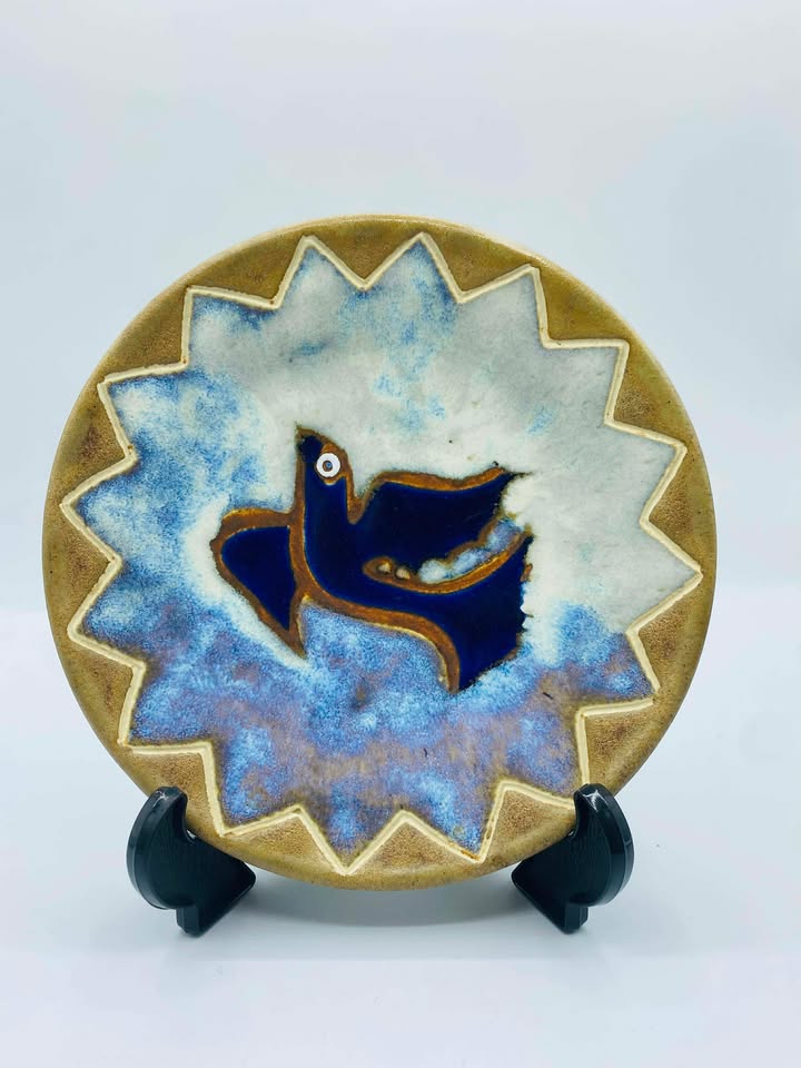 Signed Studio Art Pottery Folk Art Ceramic Plate