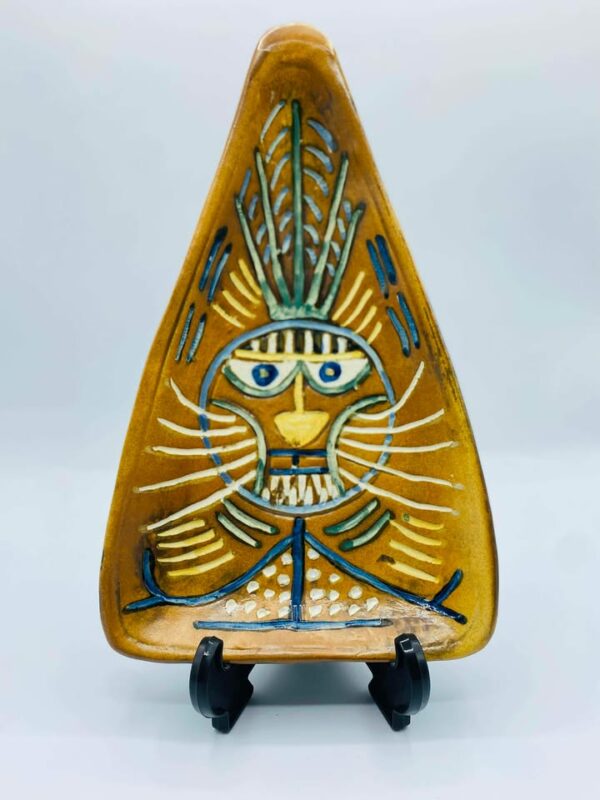 609506542_2672690279752434_1734488060992320269_n Mid Century Inspired Hand‑Painted Triangular Ceramic Dish Abstract Face Design by Zheng Ruixiu