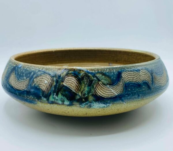 609897182_871742195583469_489139688192968238_n Vintage Handmade Signed "am" "Thunder Bay Ontario" Studio Pottery Bowl/Dish