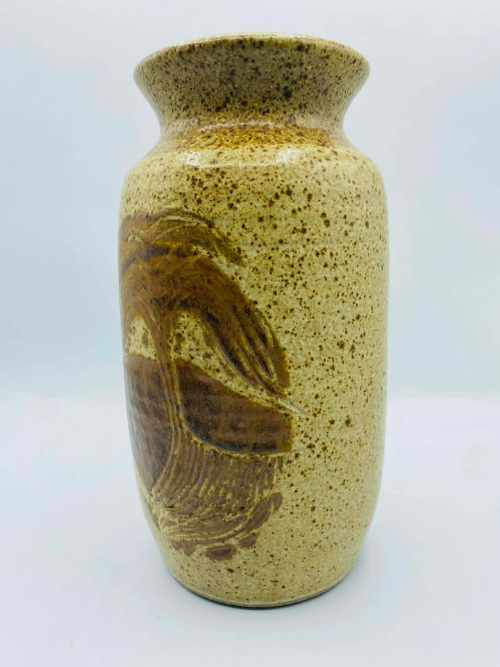 609901871_1791859968197397_4974161467463210352_n Signed "Tamarack Studios" Rustic Carved Stoneware Pottery Vase