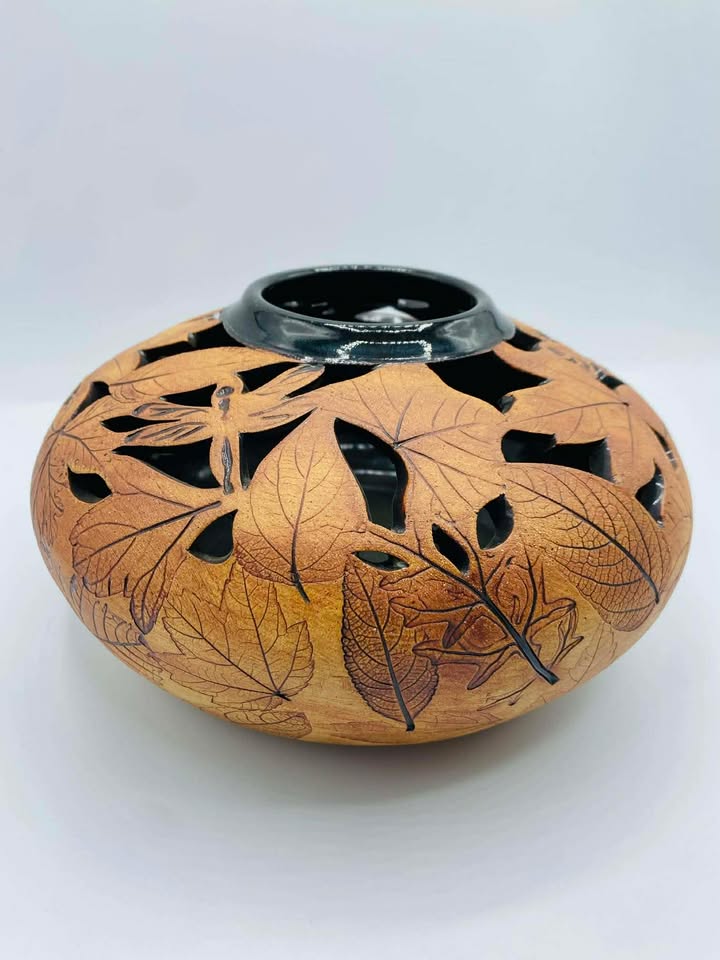 Vintage Meyer Malabar Pottery Leaf Imprint Vase