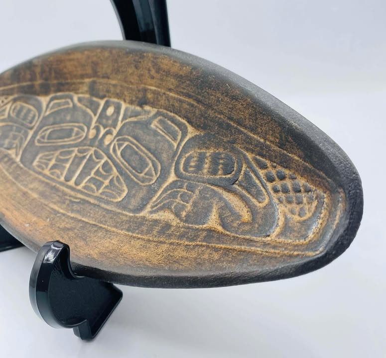 Haida Beaver Handmade in B.C. Canada Aboriginal Art Pottery Dish