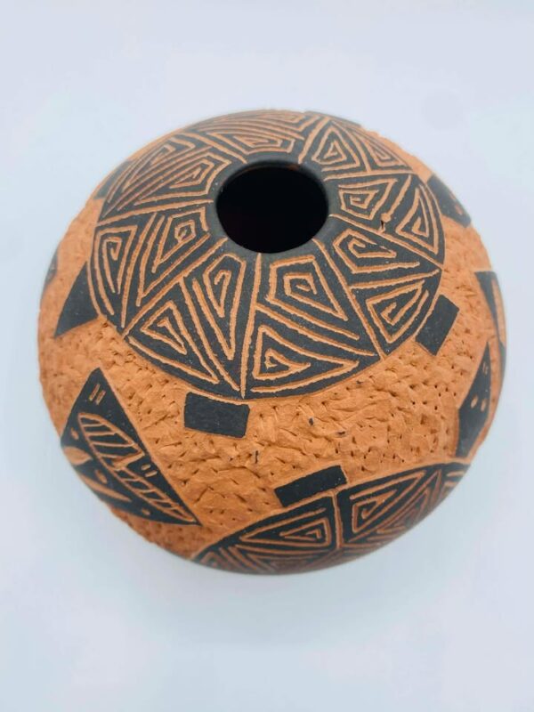 611902786_2413970632368756_7956189468700672718_n Signed "JA" Acoma Pueblo N.M Native American Pottery Vase