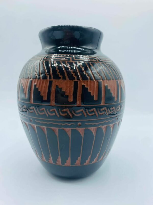 612295610_1938598973393265_3735860500490935523_n 2001 Signed Billy Dennison Navajo Etched Pottery Vase