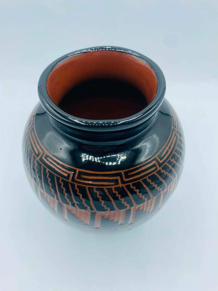 2001 Signed Billy Dennison Navajo Etched Pottery Vase